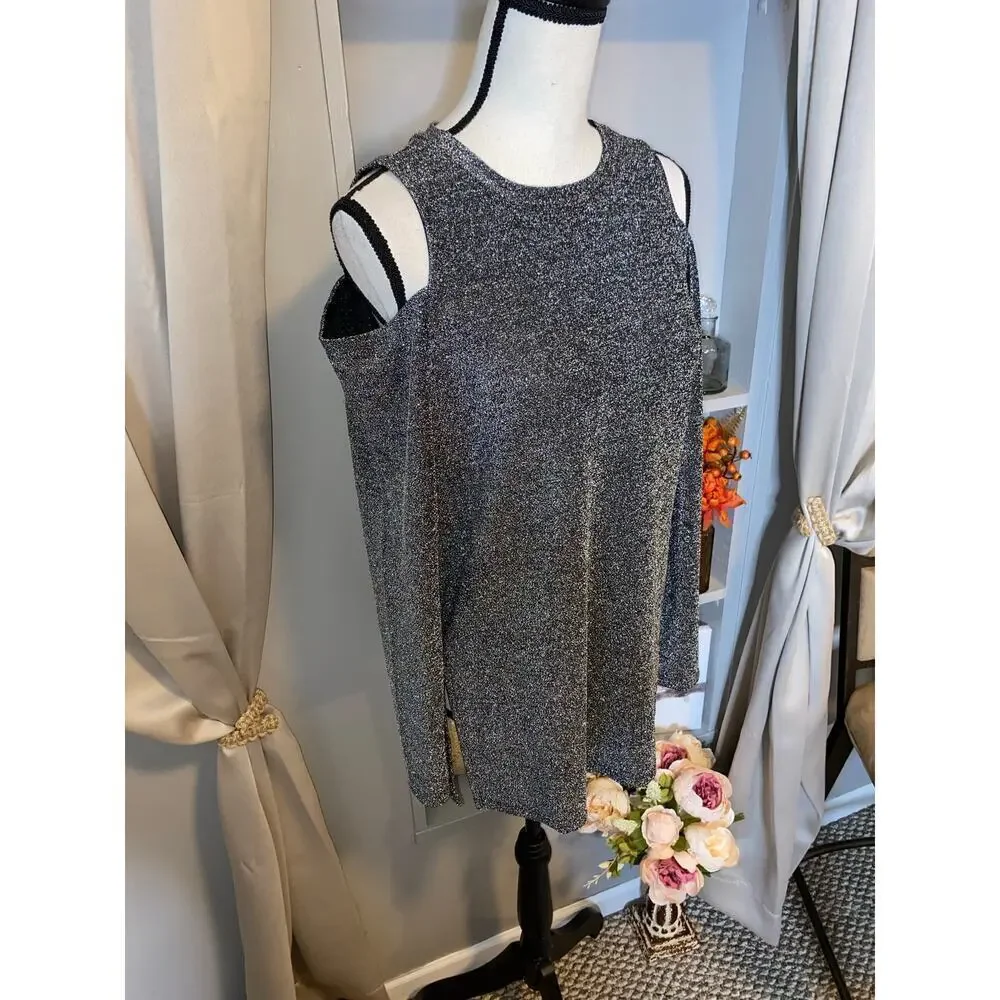 NWT Michael Kors size Medium $98 Black Silver Open Shoulder Blouse with Stretch